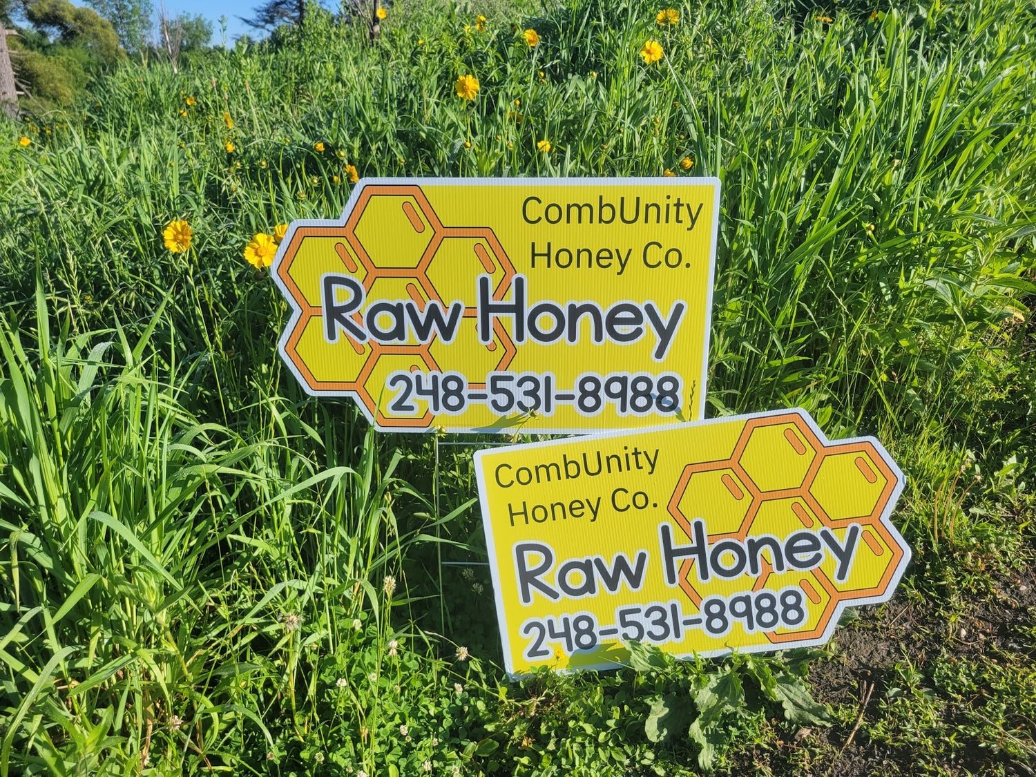 Contour cut yard sign, honeycomb shape for Honey Company by InkBird Print Studio